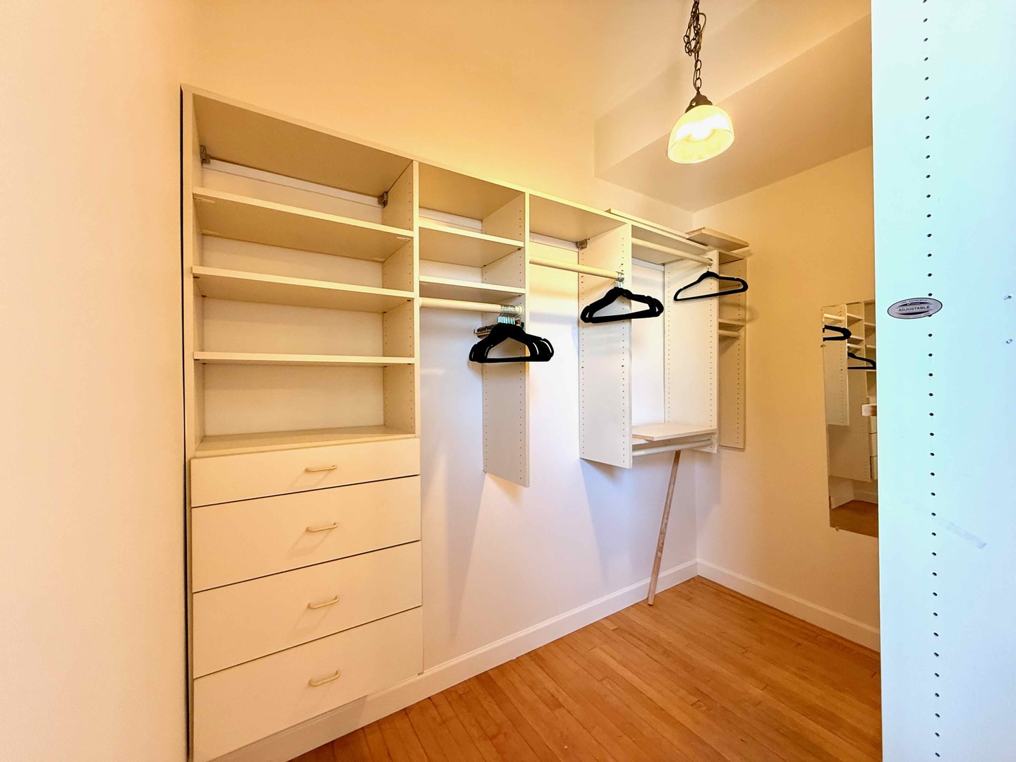 2414 N Spaulding Avenue Unit: 2f