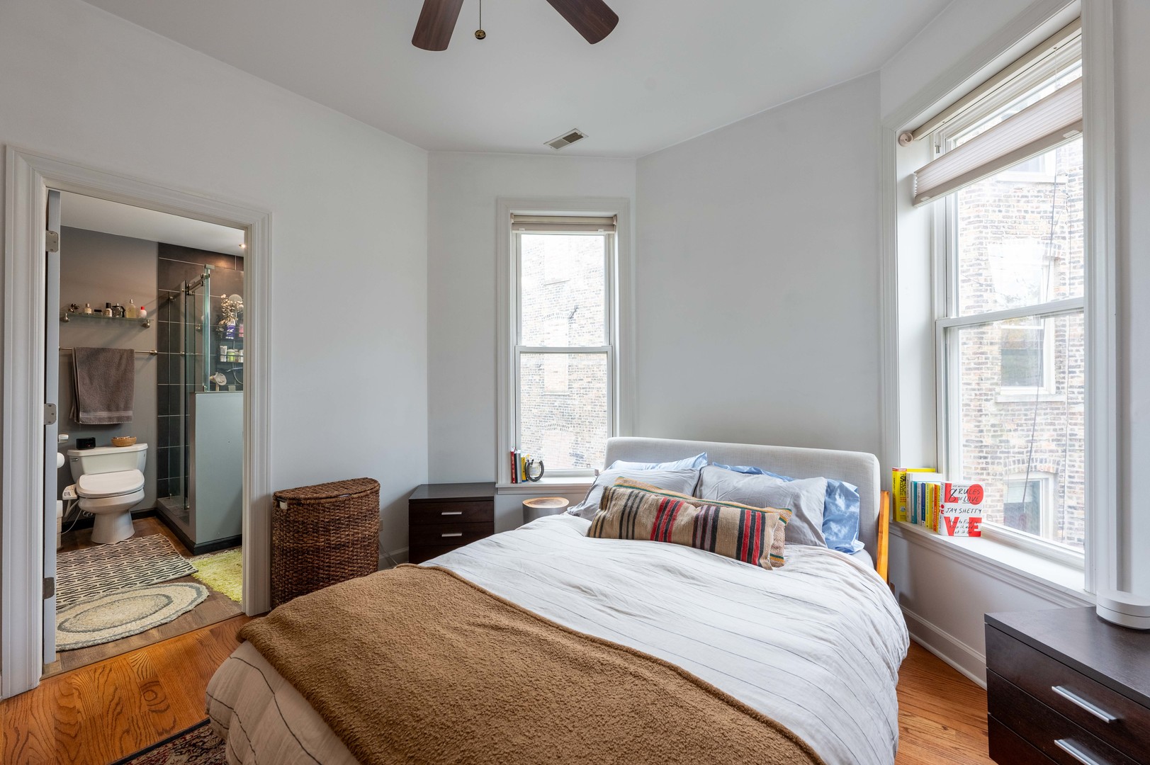 3233 W Palmer Street Unit: 2