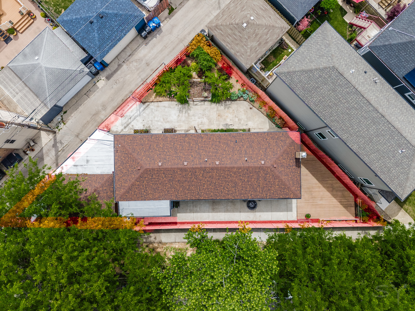 4653 N Kennicott Avenue