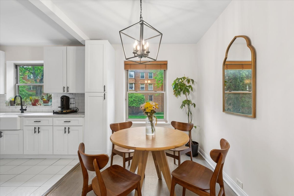 4939 N Wolcott Avenue Unit: 1A