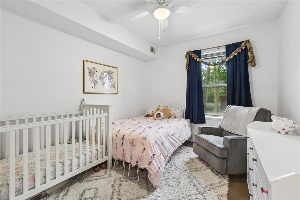 4939 N Wolcott Avenue Unit: 1A