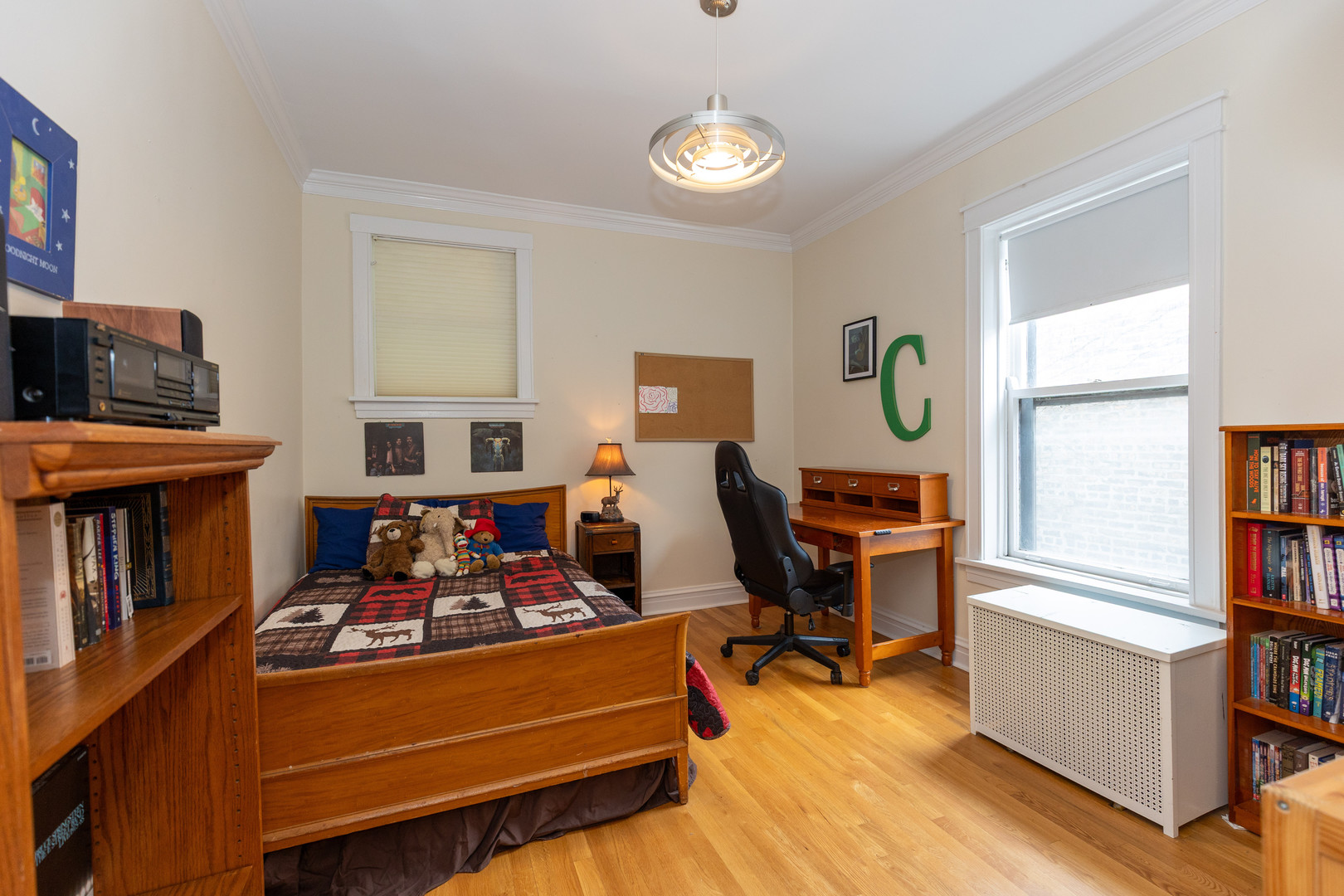560 W Roscoe Street Unit: 3E