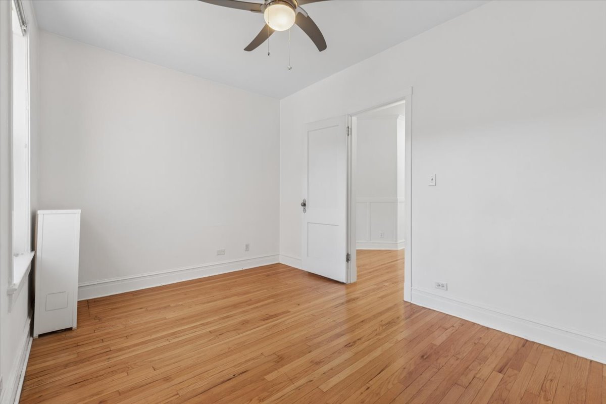 832 W Lakeside Place Unit: 3S