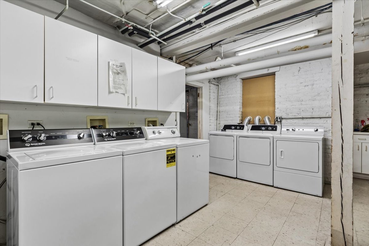 832 W Lakeside Place Unit: 3S