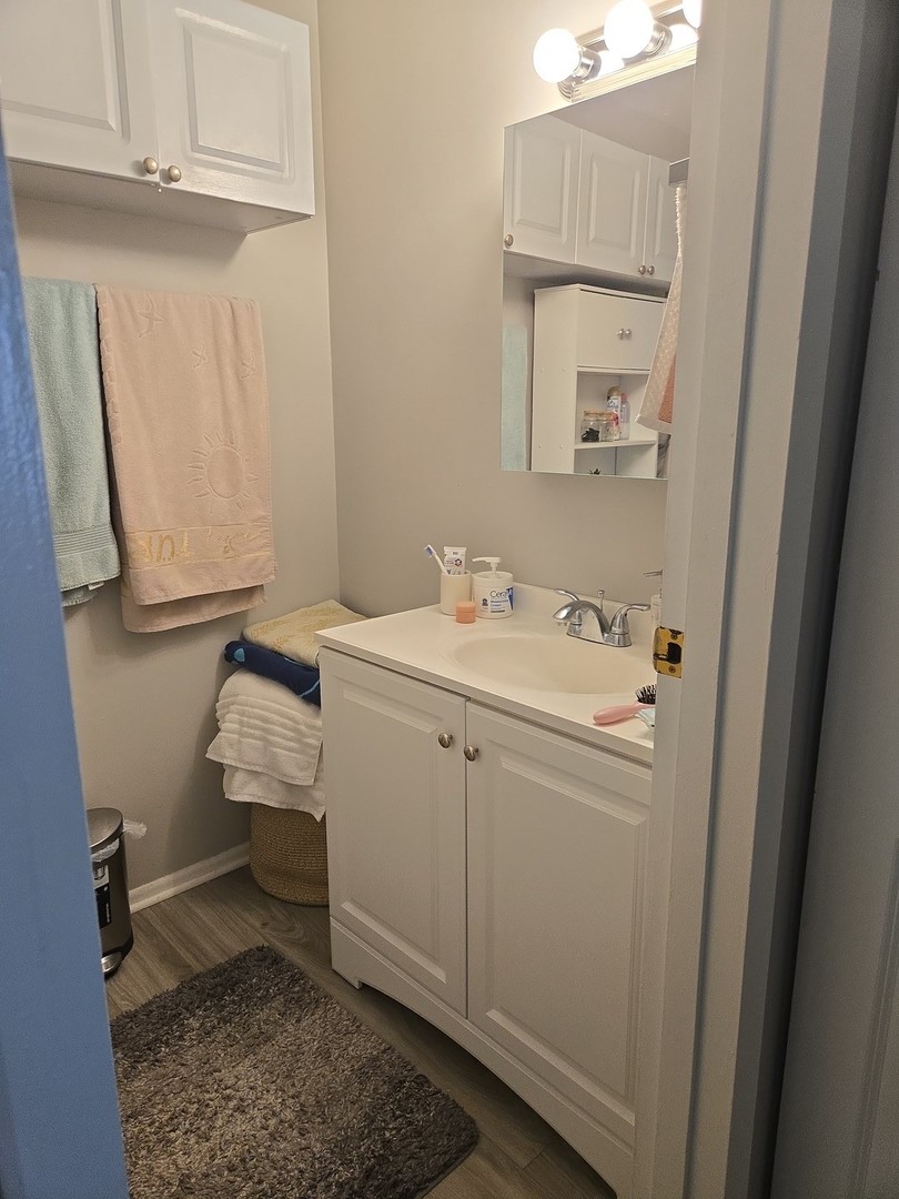 6151 Knoll Wood Road Unit: 305