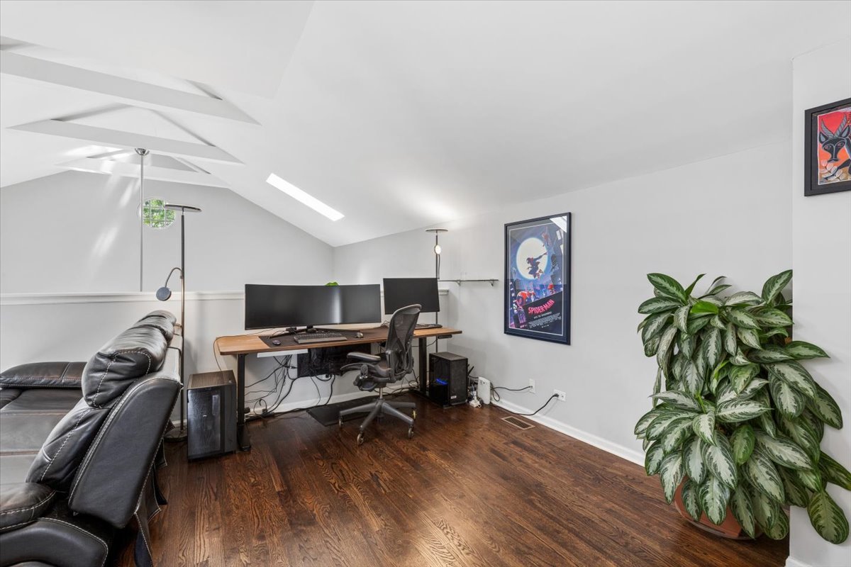613 N Paulina Street Unit: 3