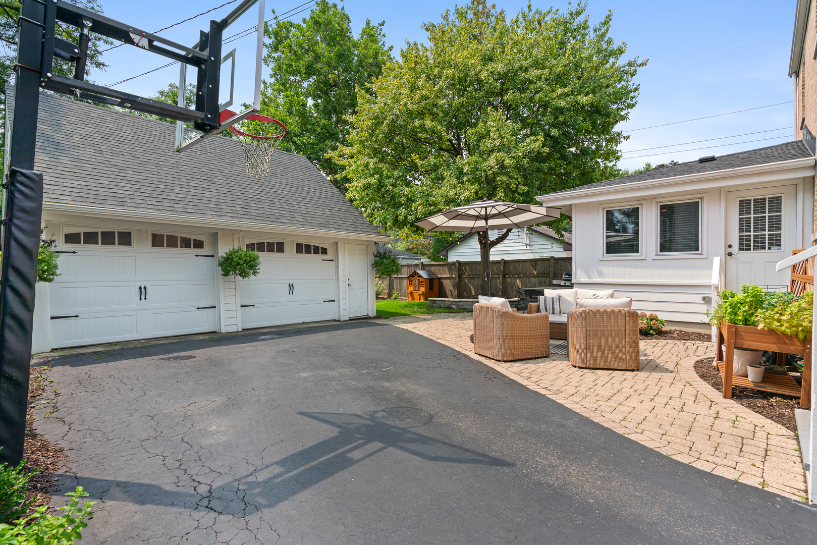 447 Ridge Avenue