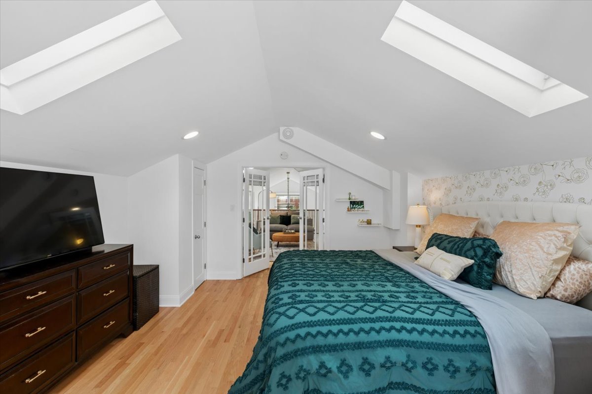 867 N Paulina Street Unit: 3S