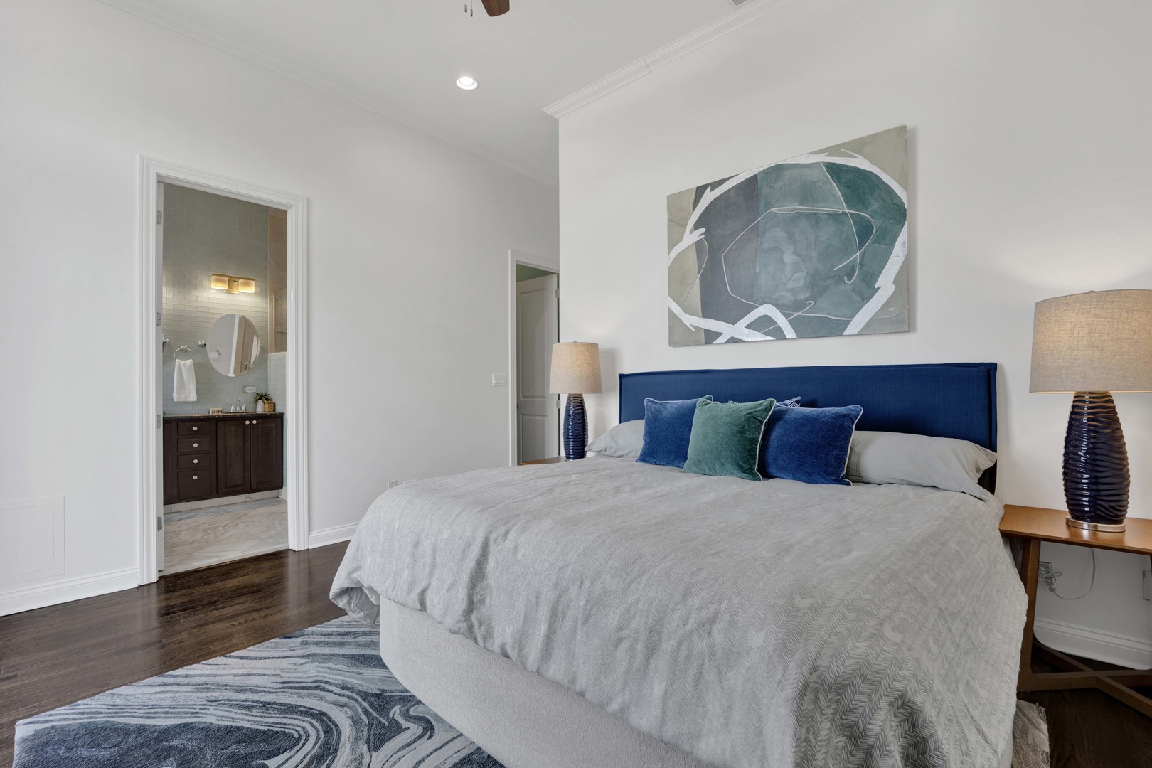 2522 W Chicago Avenue Unit: 4