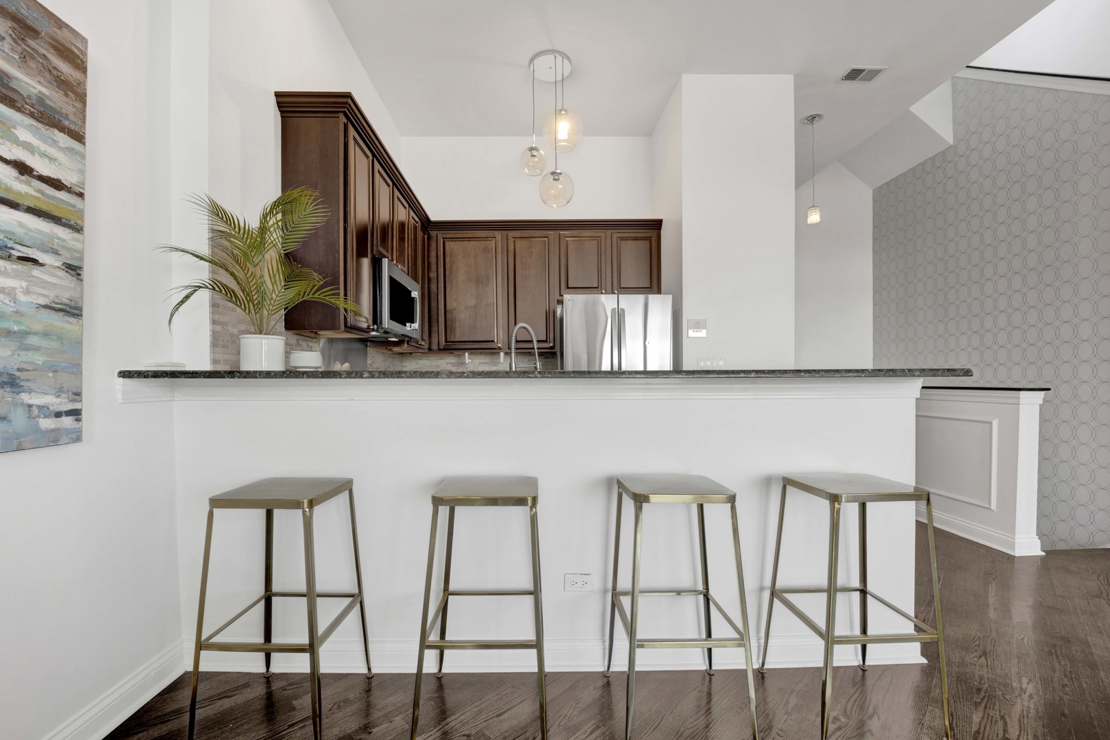 2522 W Chicago Avenue Unit: 4