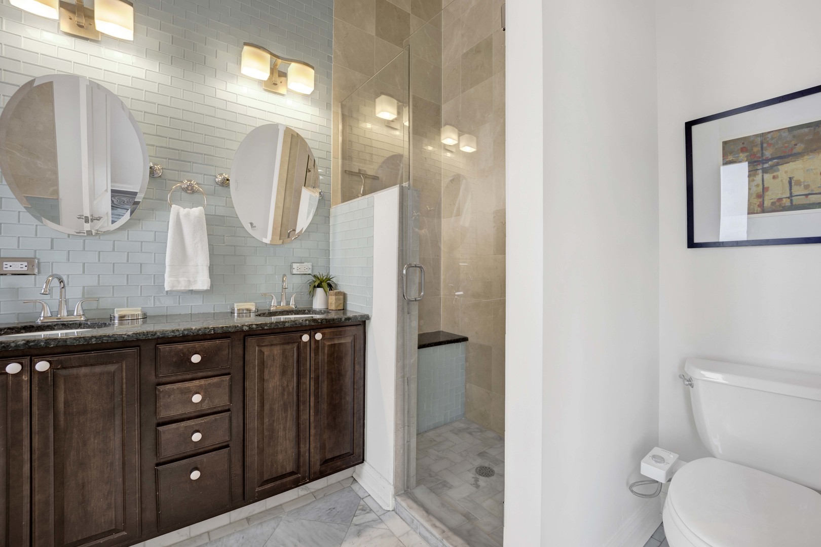 2522 W Chicago Avenue Unit: 4