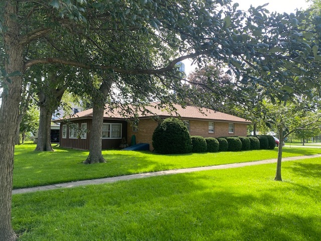 111 N 4th Street