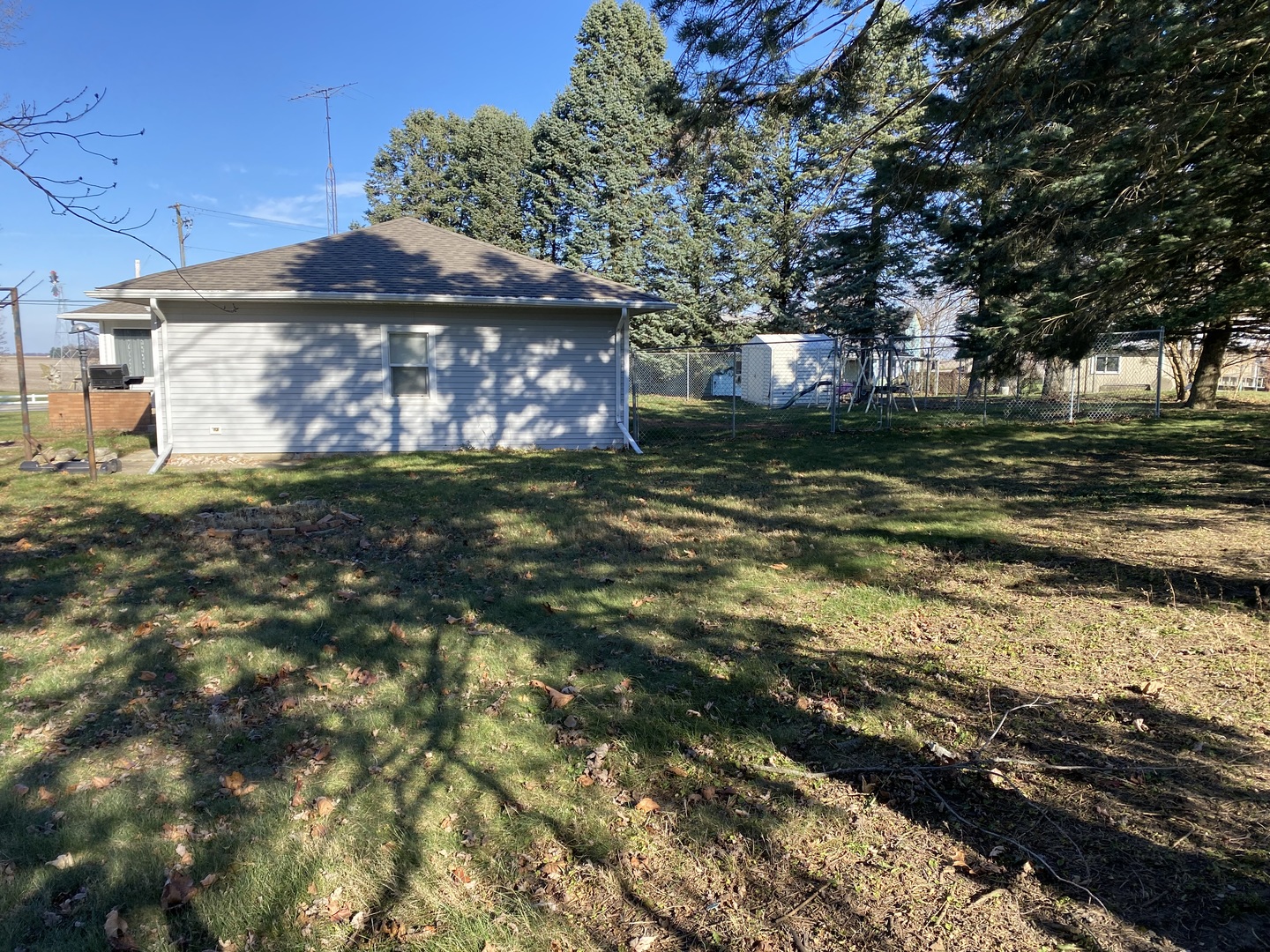 102 S Farley Street