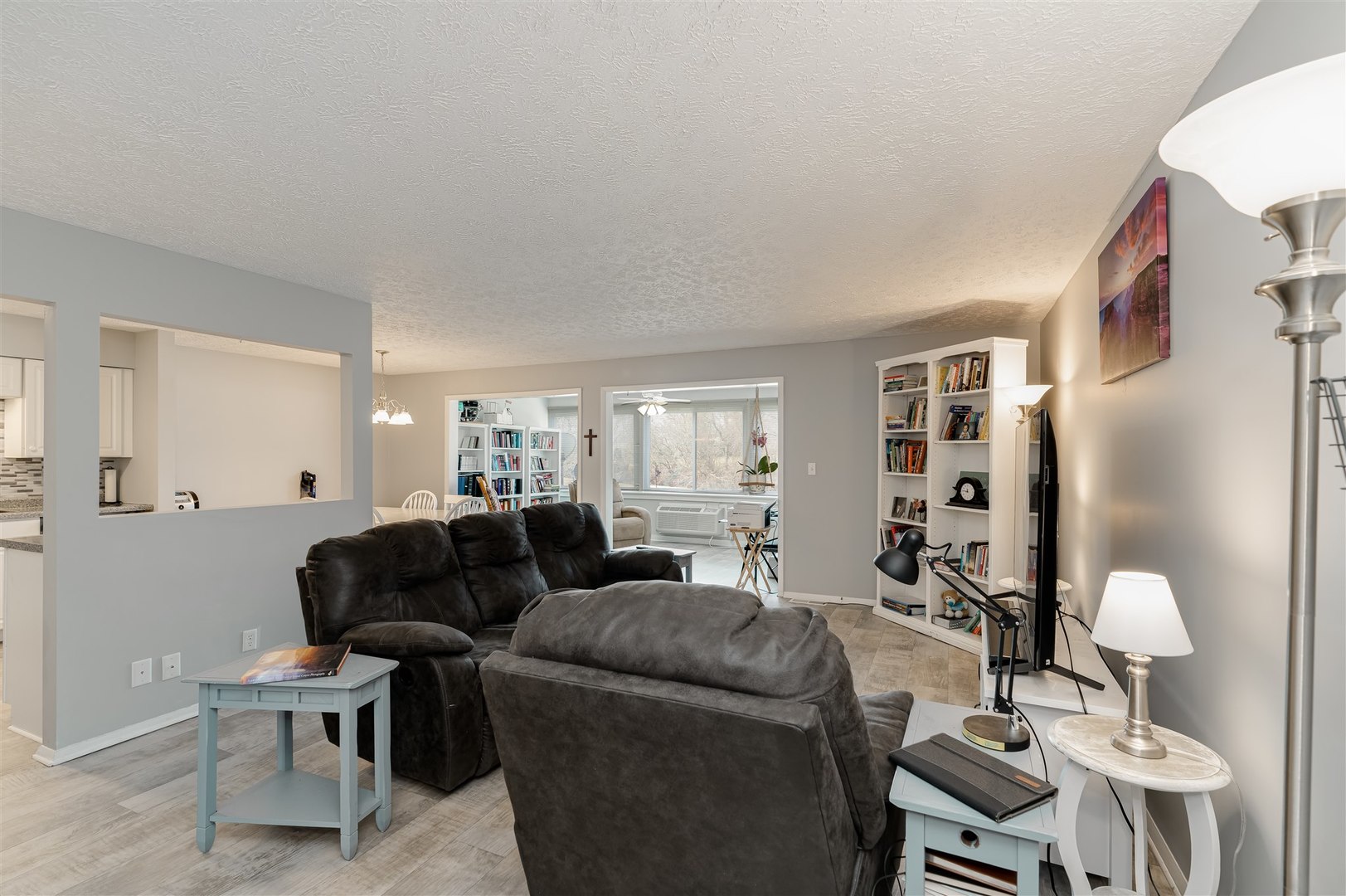 19 Crystal Court Unit: 19
