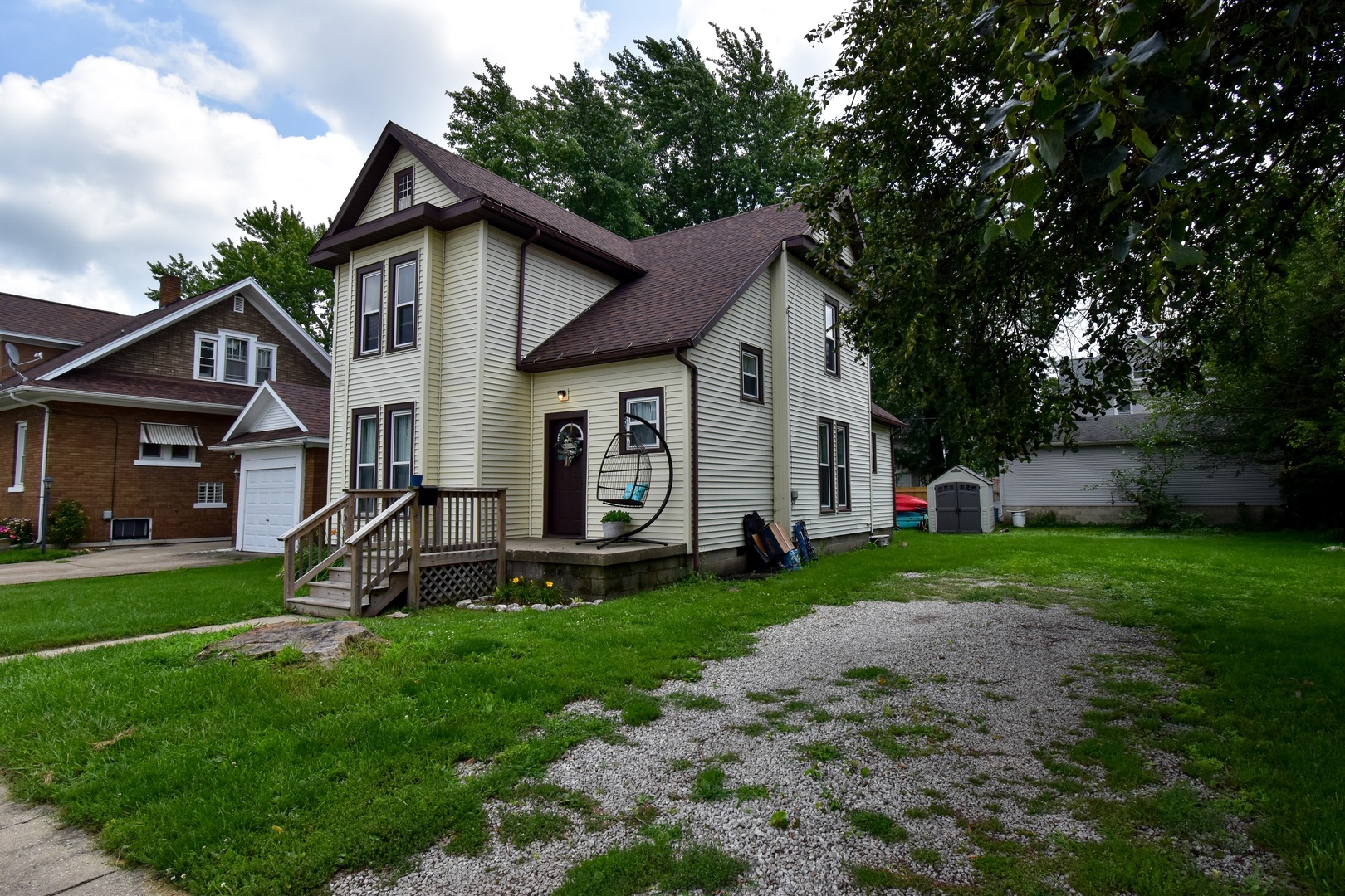 208 E Livingston Street