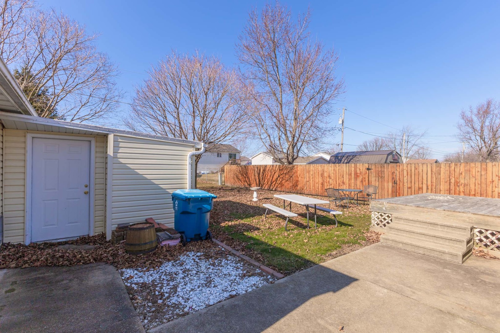 1305 N Nixon Drive