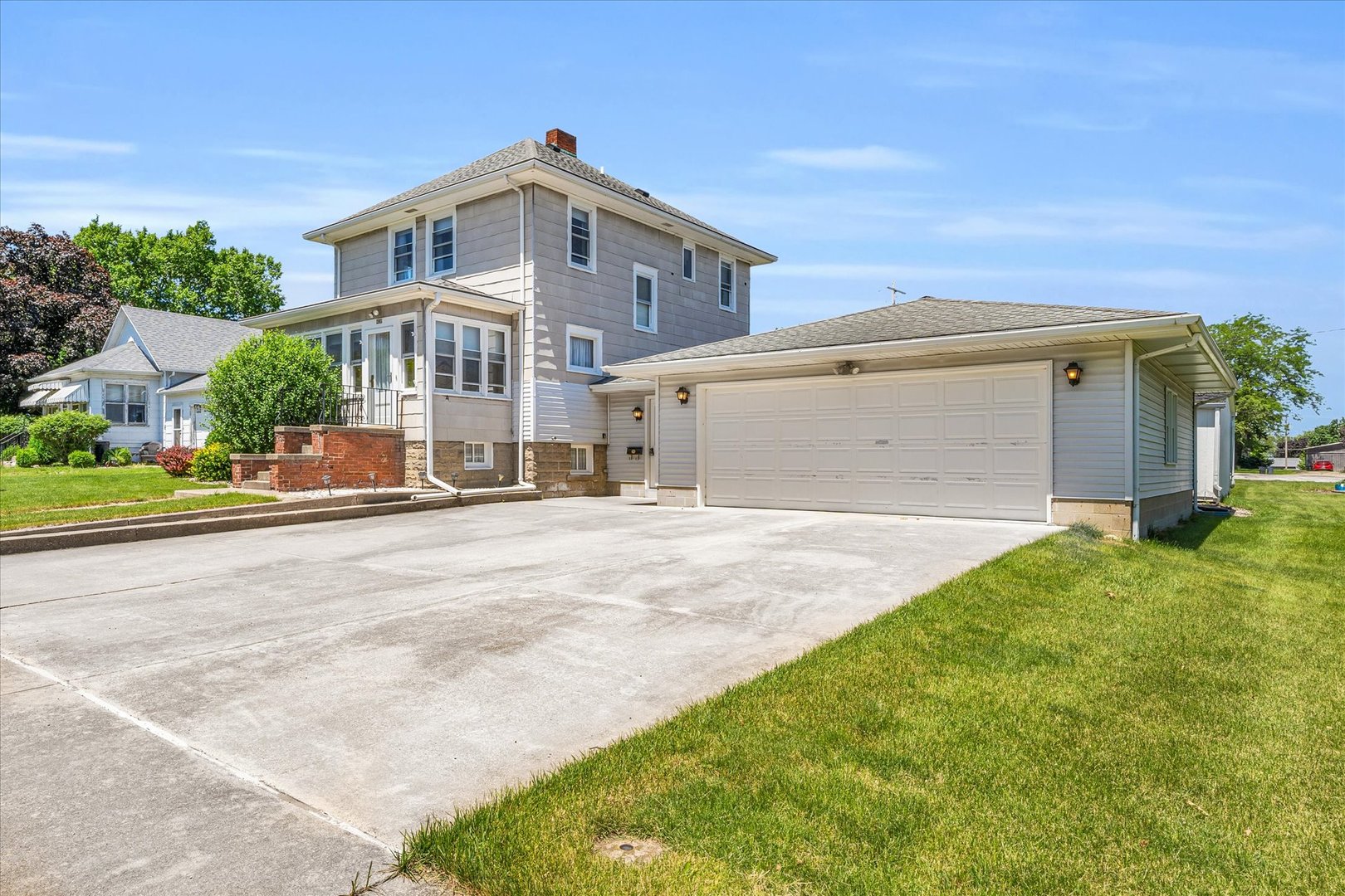 408 E Cherry Street