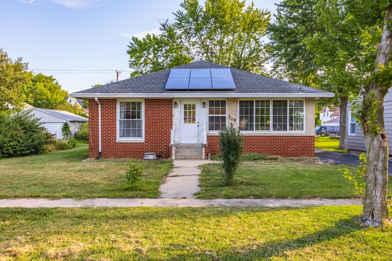 308 W Hamilton Street
