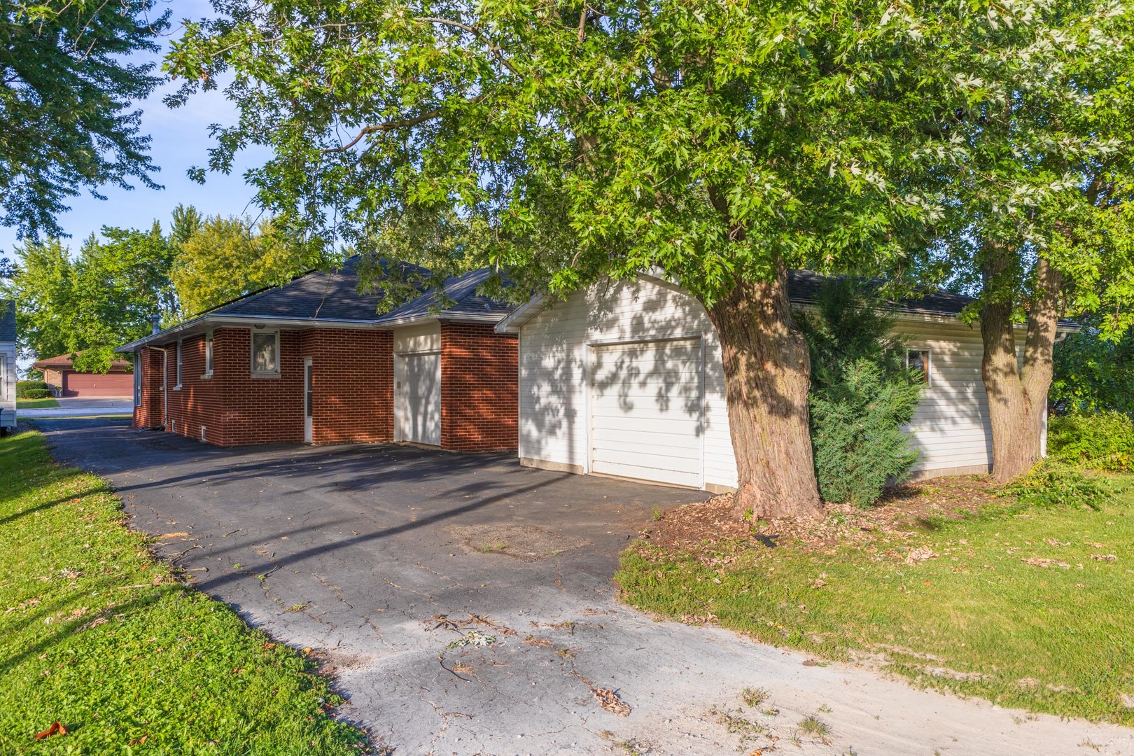 308 W Hamilton Street