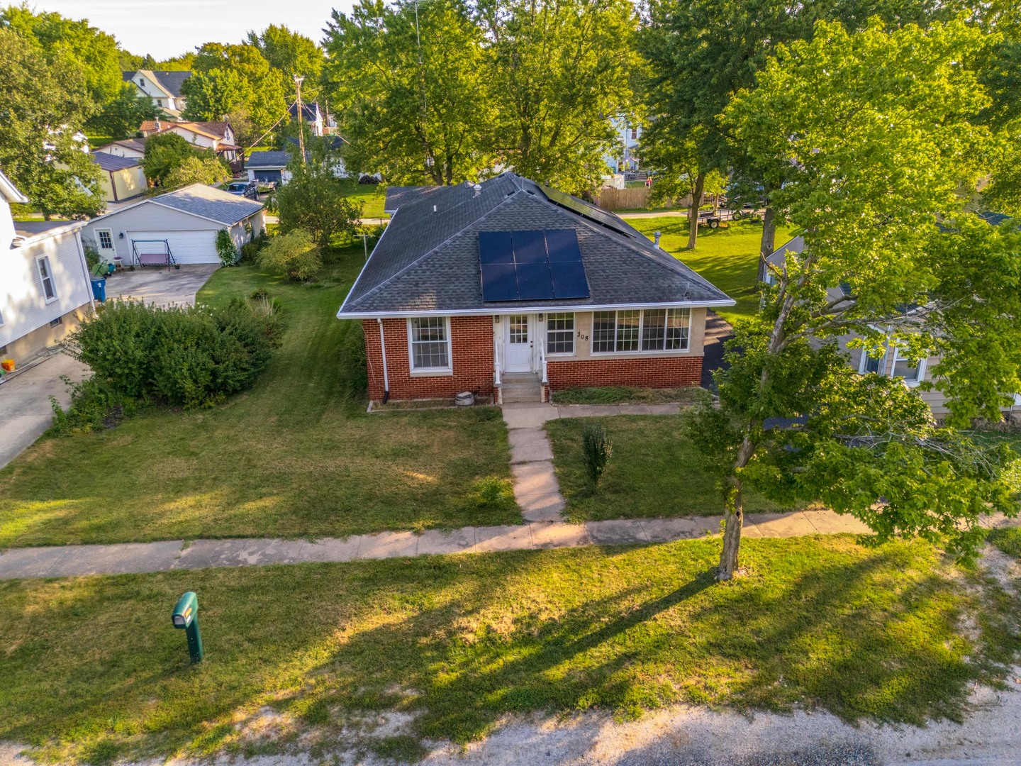 308 W Hamilton Street
