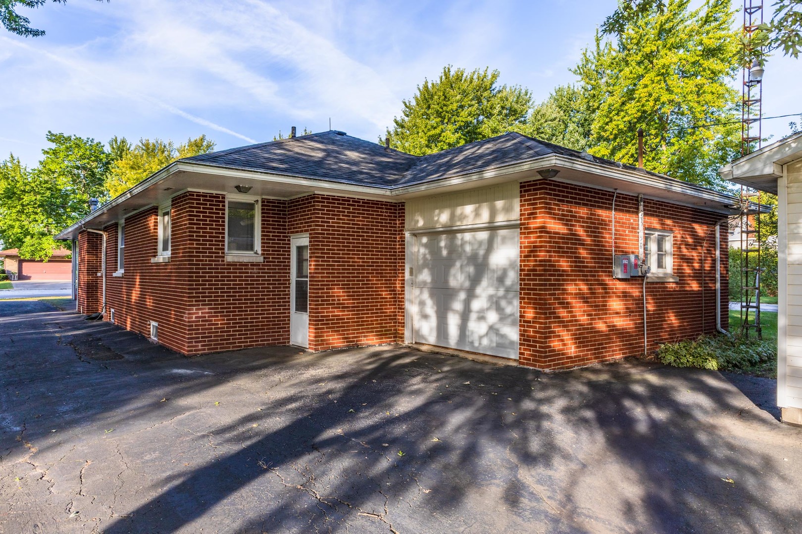 308 W Hamilton Street