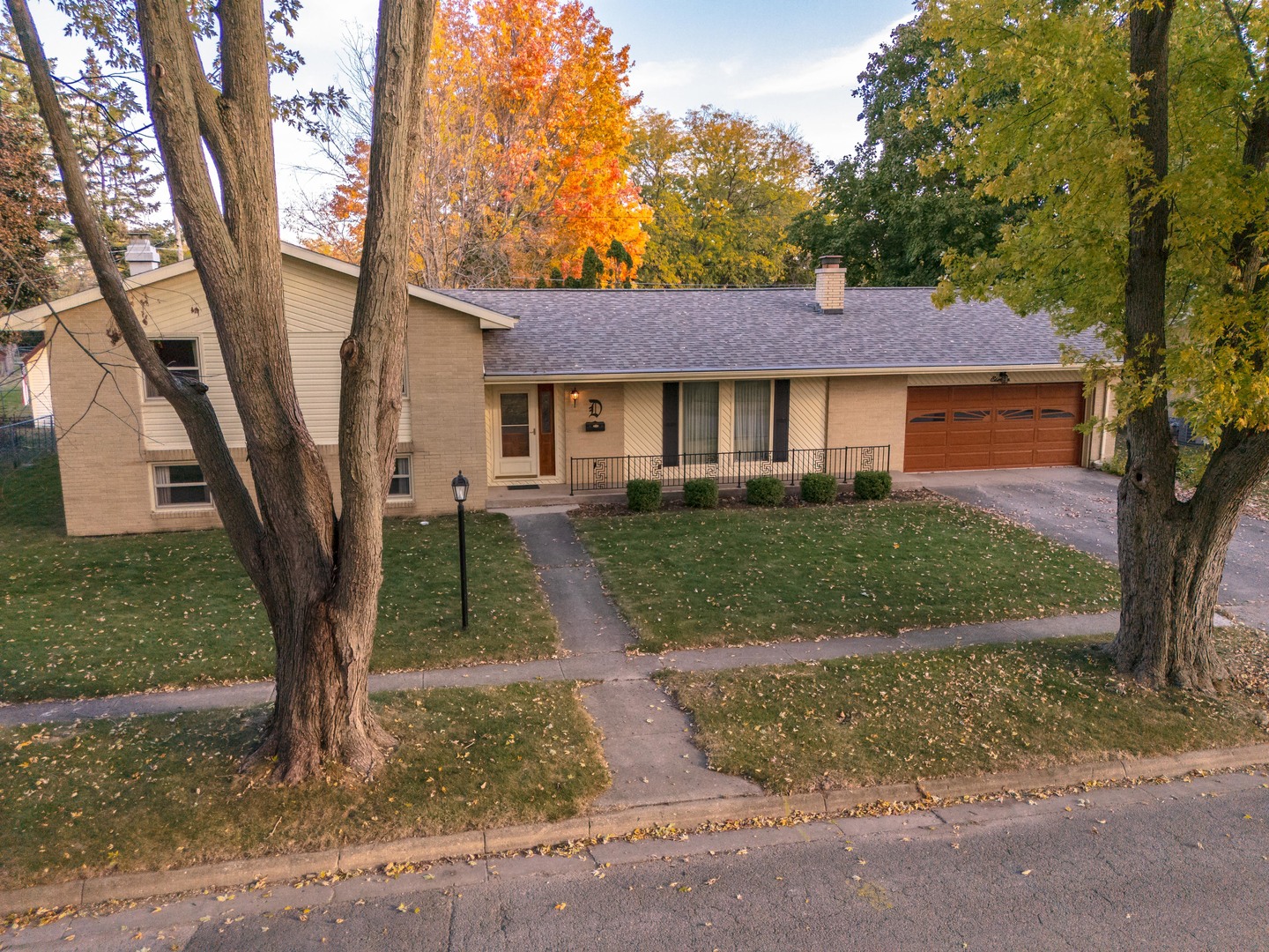 11 Manor Drive