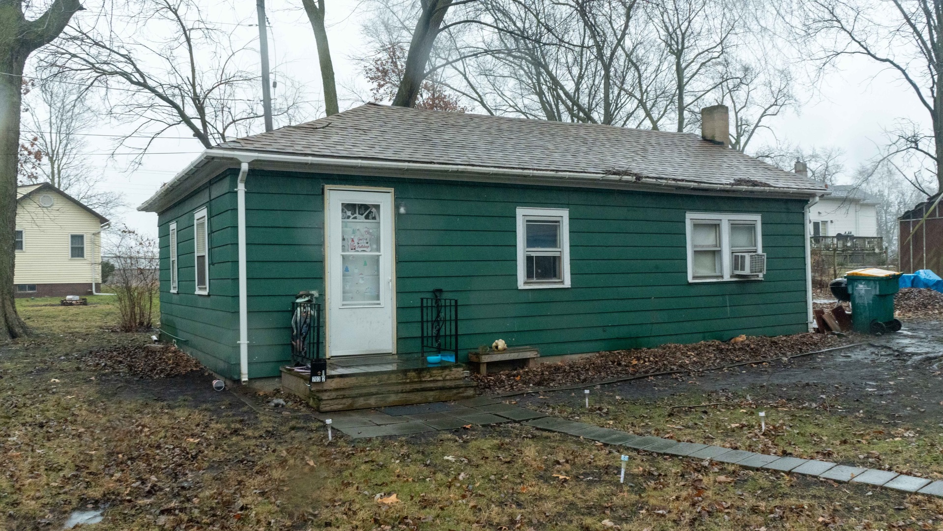 703 E Larue Street