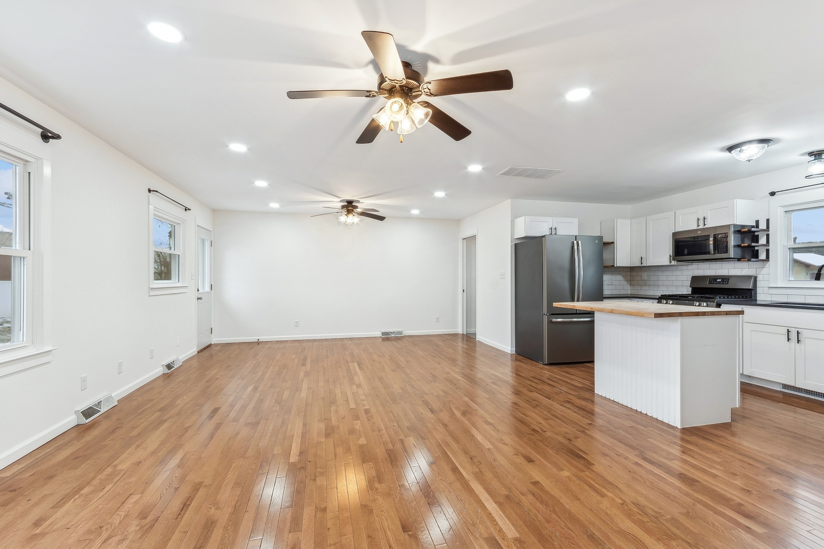69 Oakwood Drive