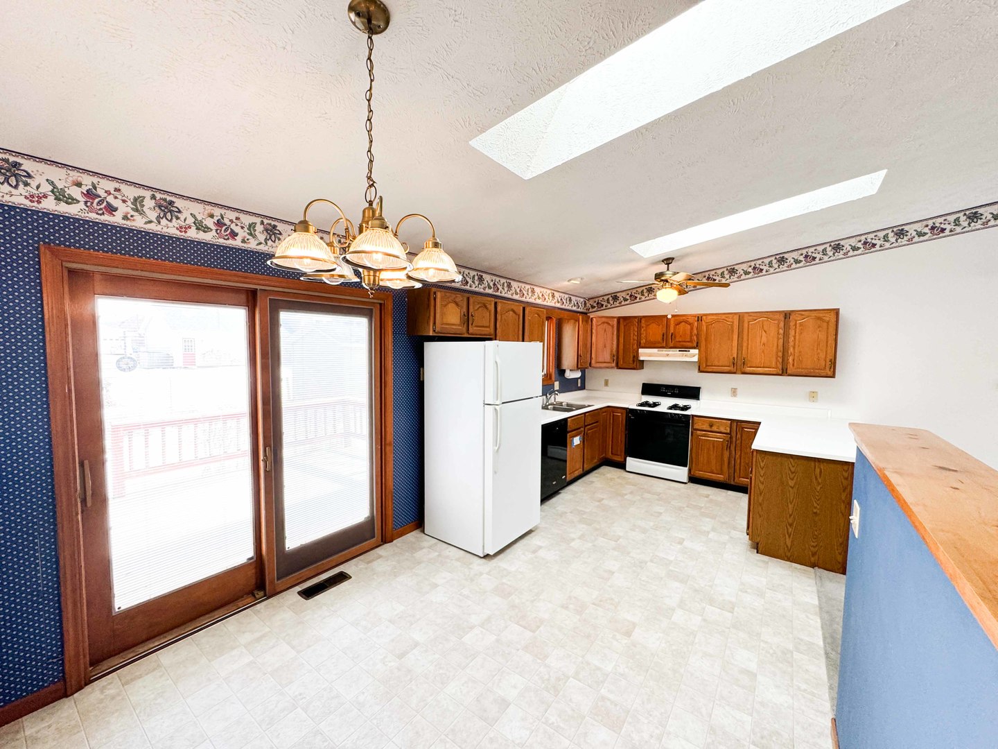 702 N Seminole Drive