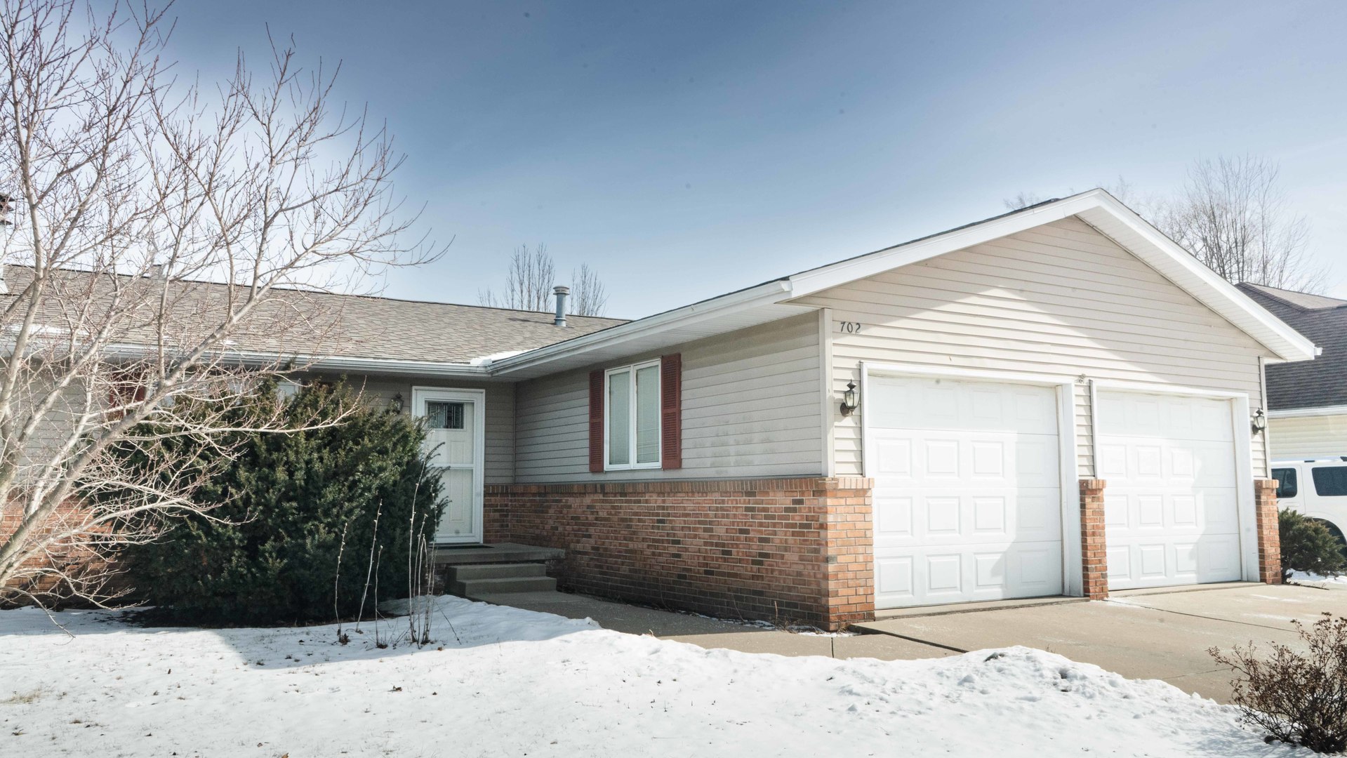 702 N Seminole Drive