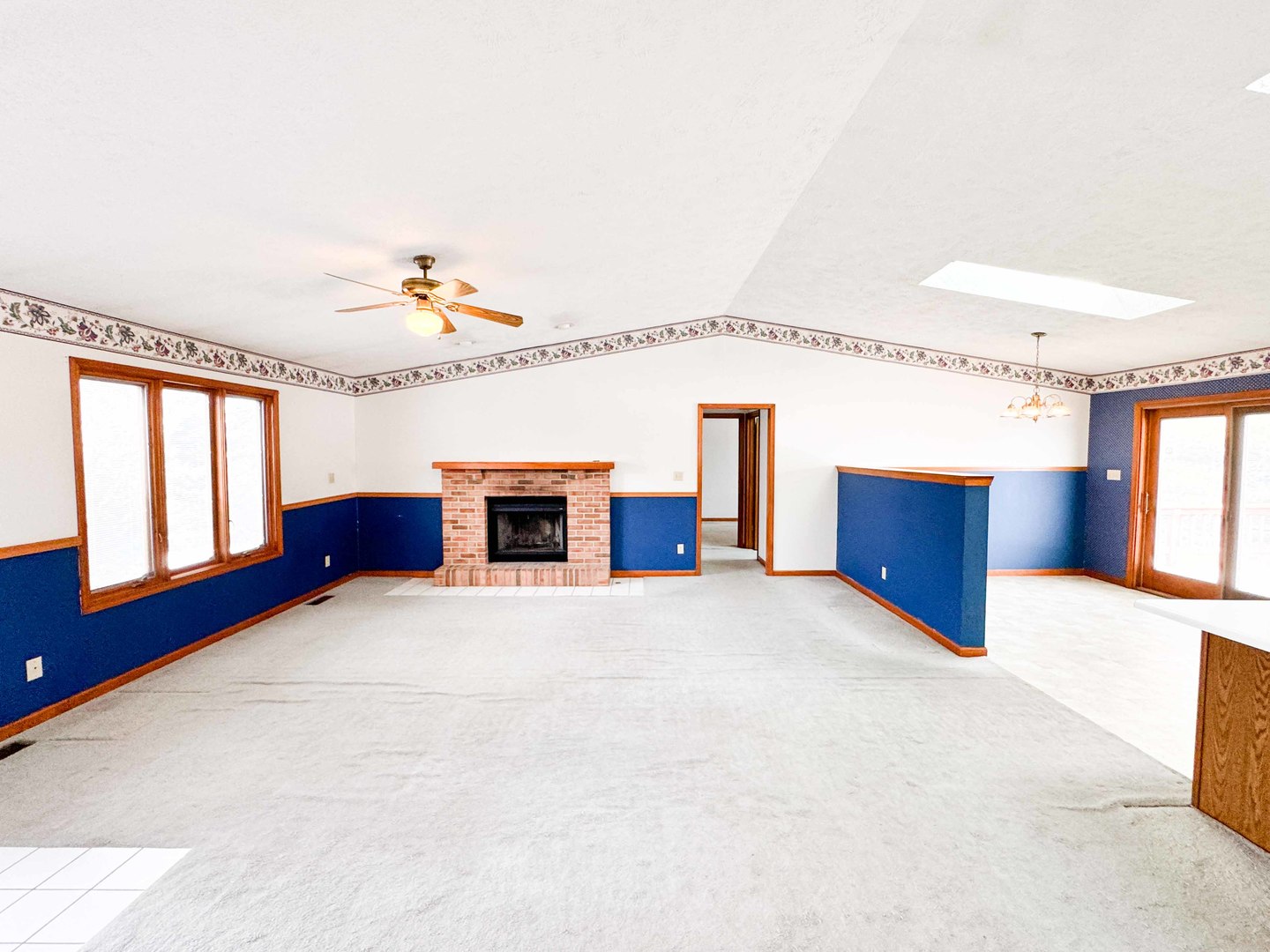 702 N Seminole Drive
