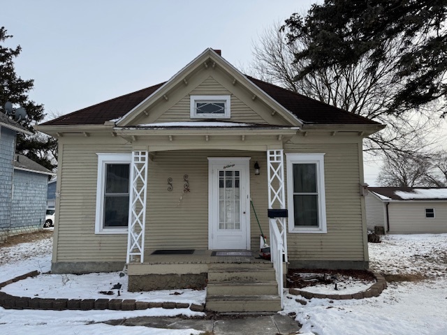 810 E Prairie Street