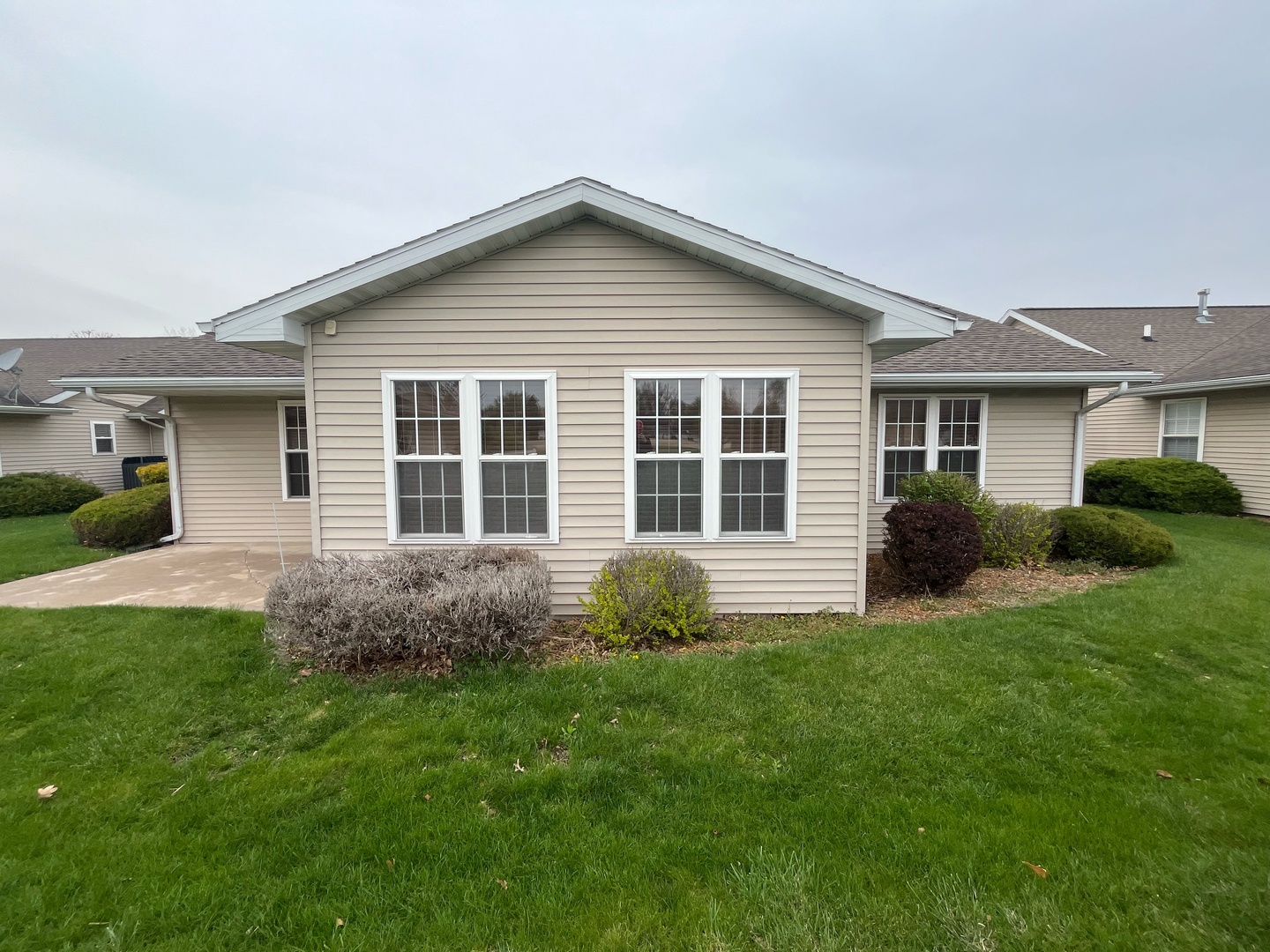 2331 Eastwood Avenue