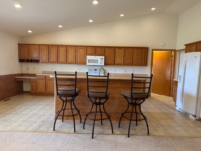 2331 Eastwood Avenue