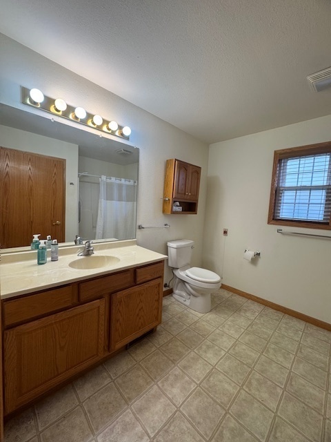 2331 Eastwood Avenue