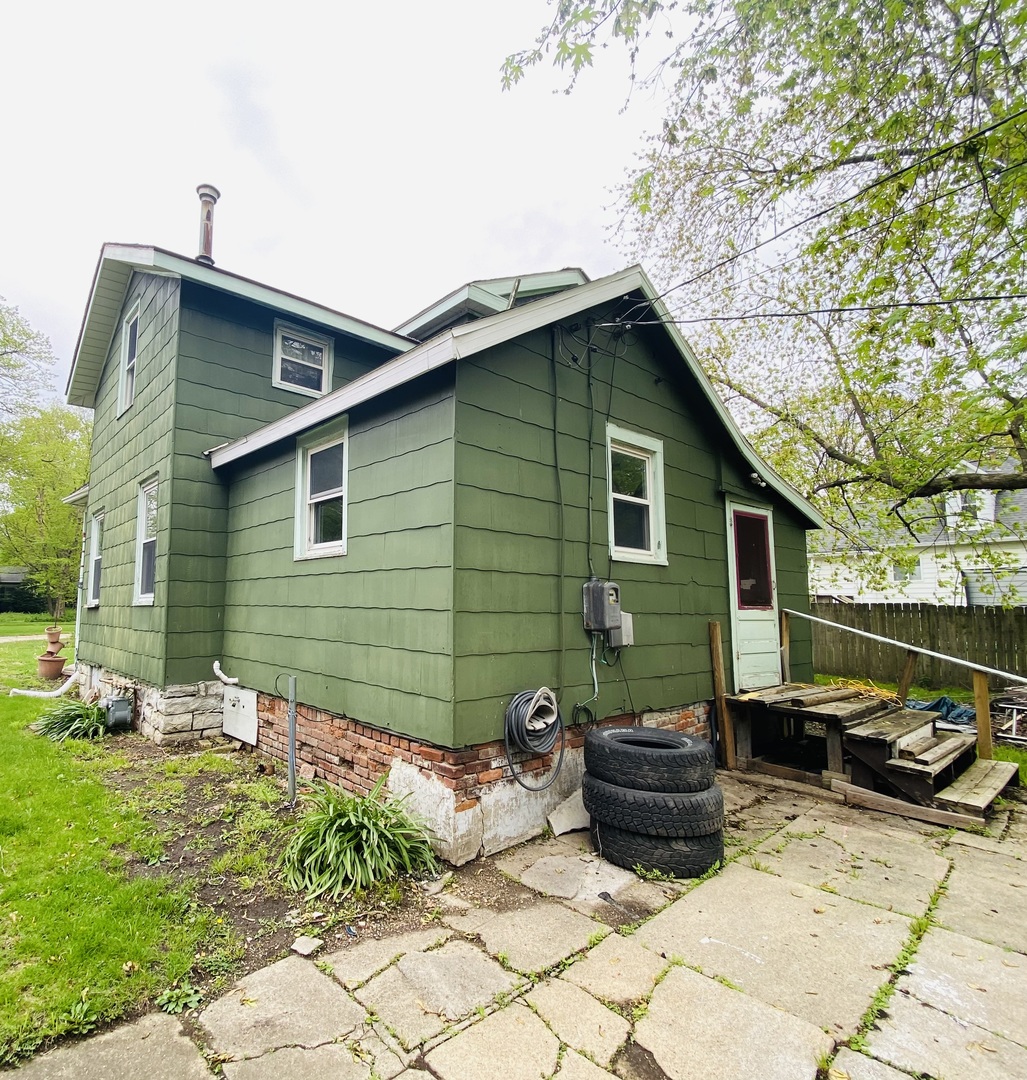 409 E Hickory Street