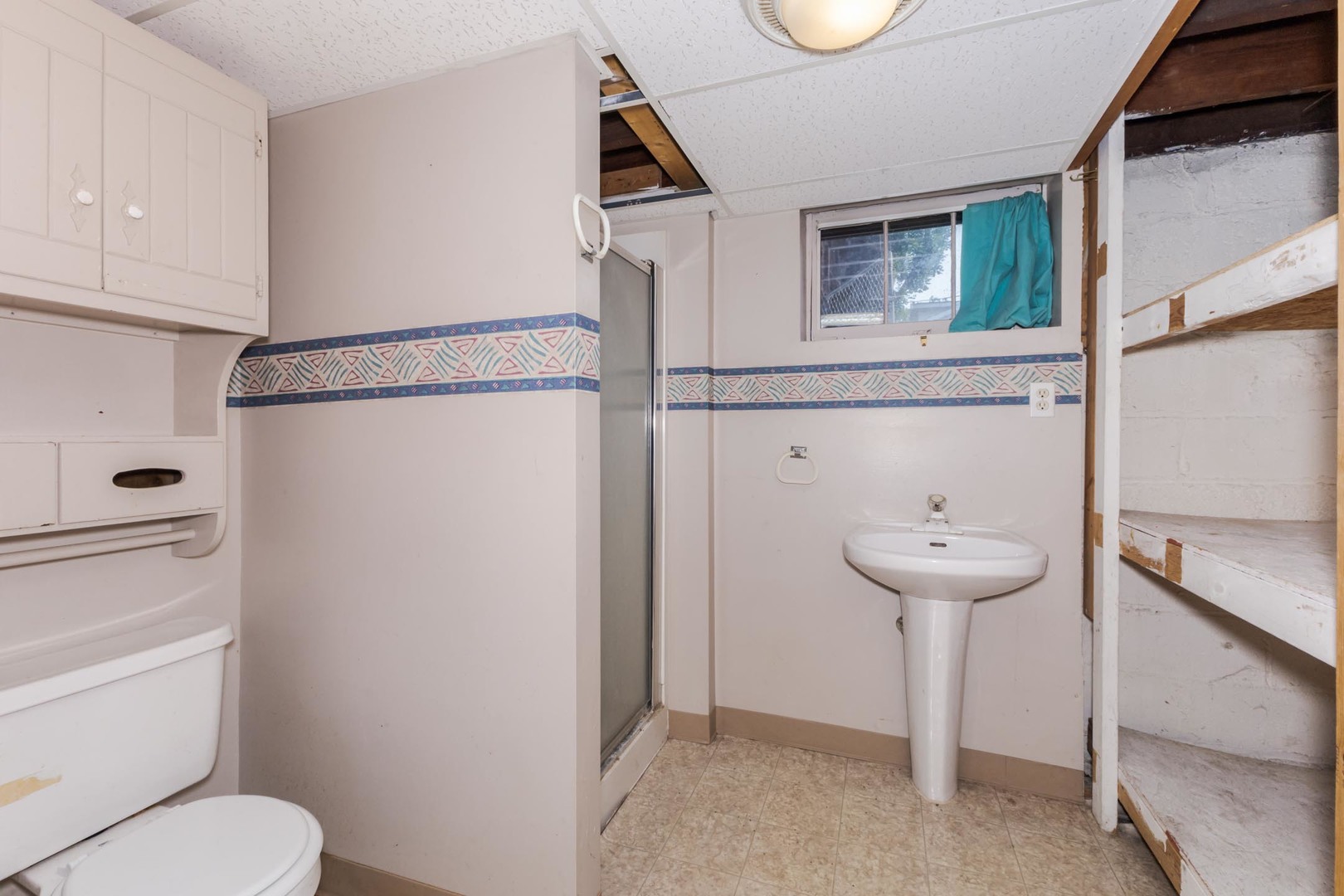 217 W Moulton Street