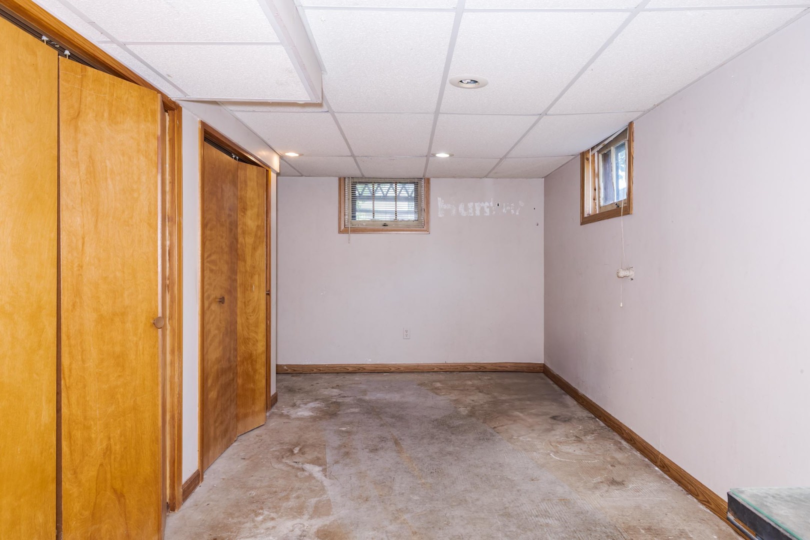 217 W Moulton Street