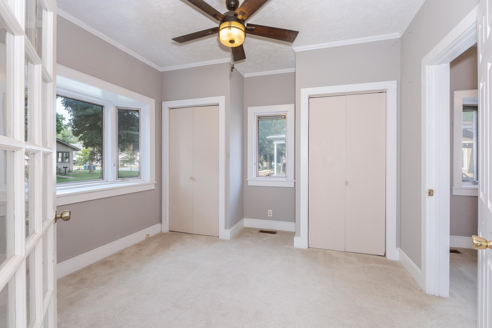 217 W Moulton Street