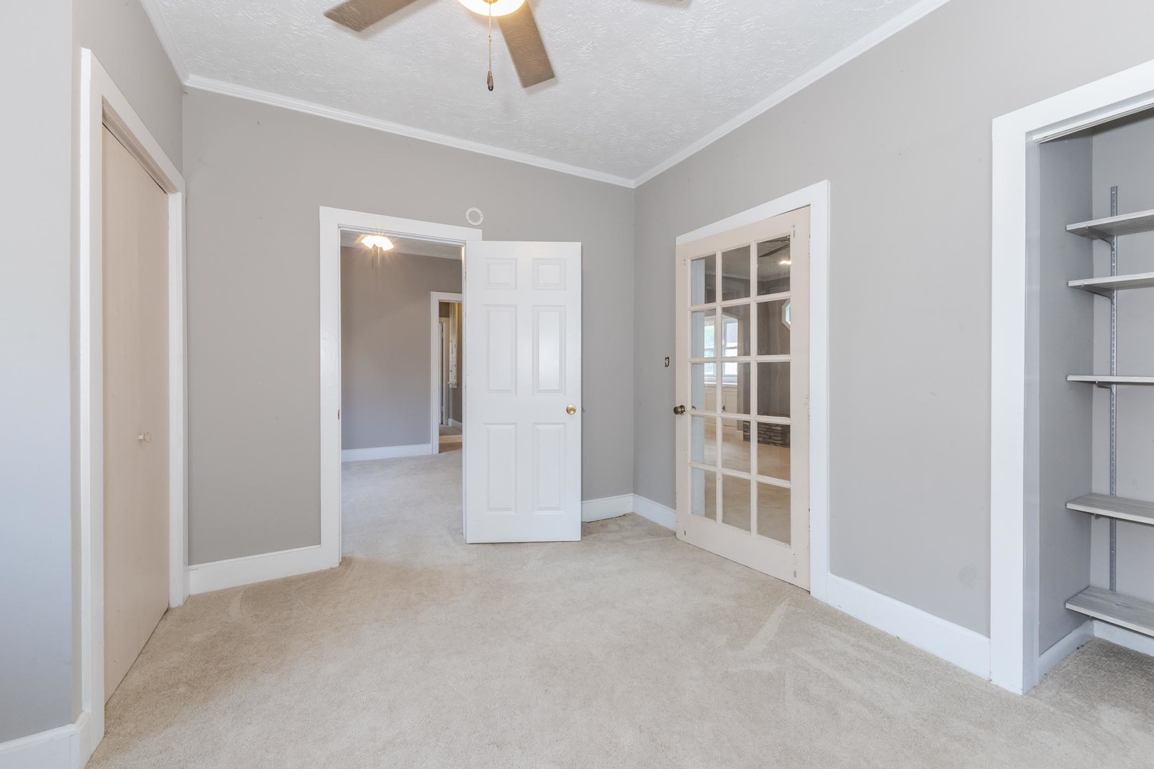 217 W Moulton Street