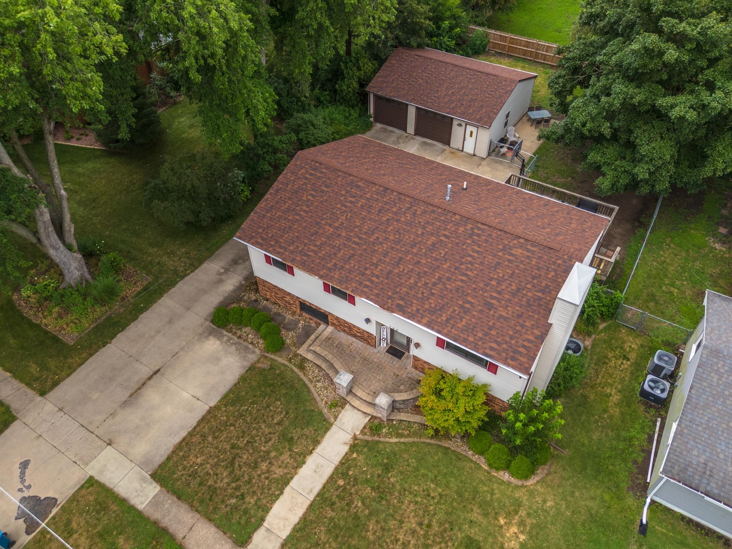 748 S Locust Street