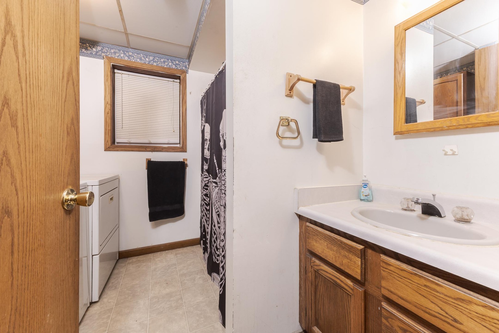 748 S Locust Street