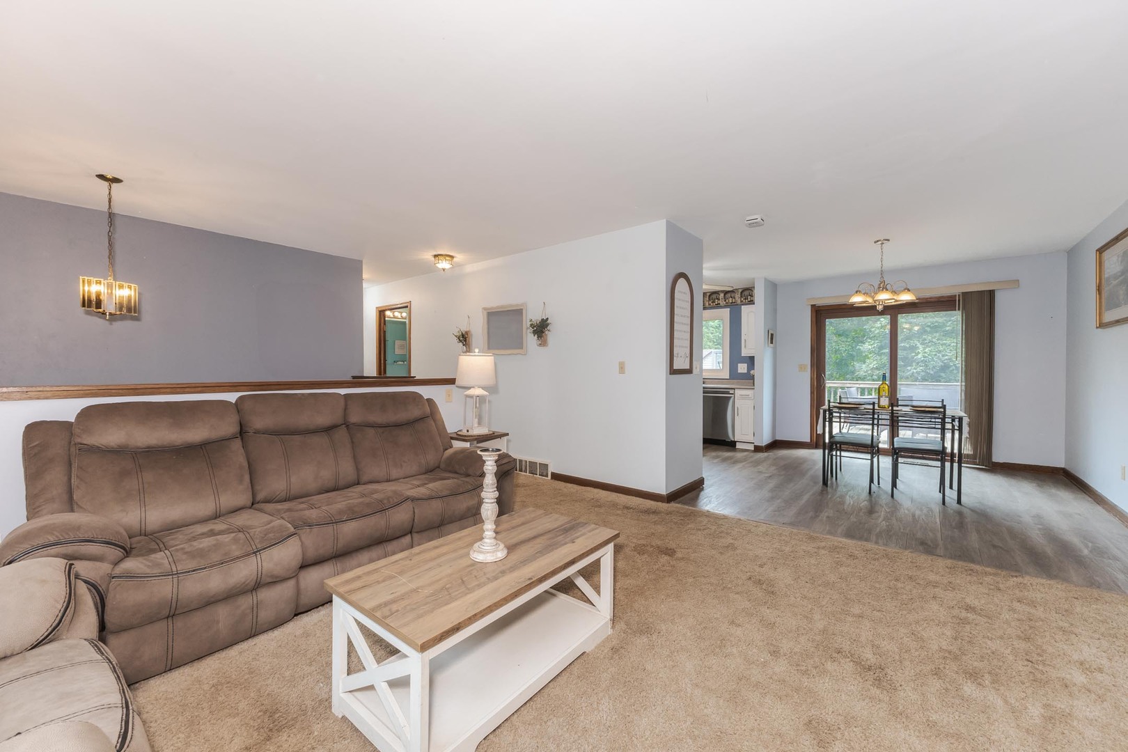 748 S Locust Street