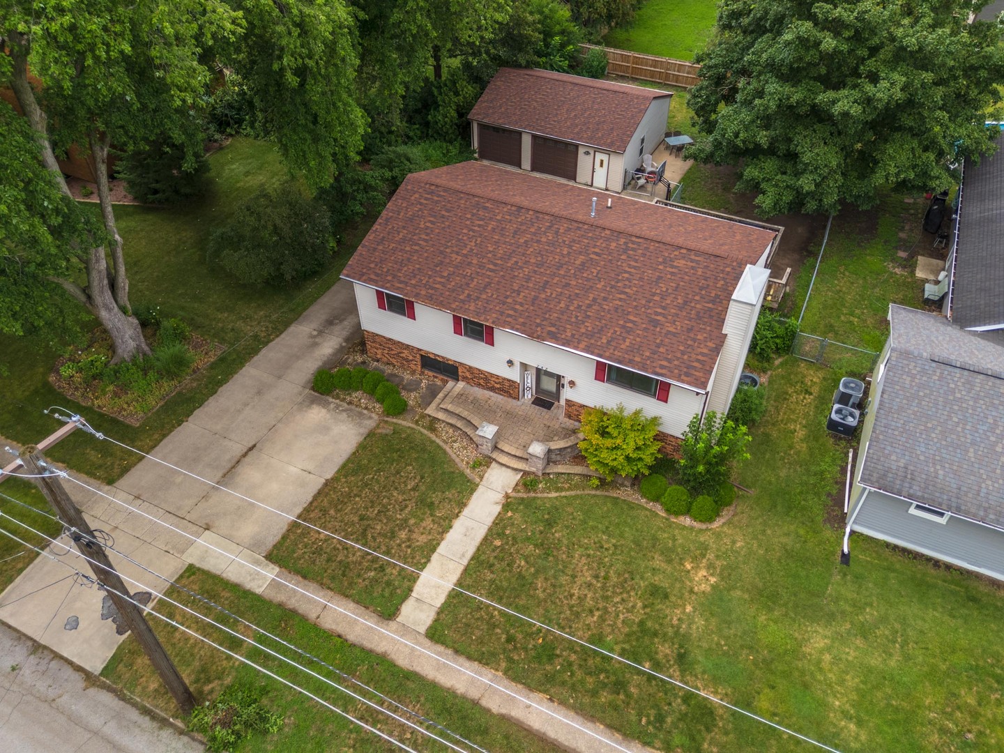 748 S Locust Street