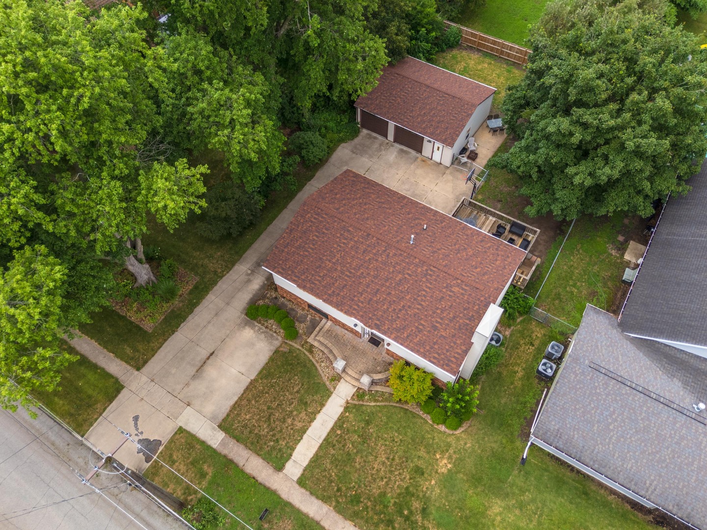 748 S Locust Street