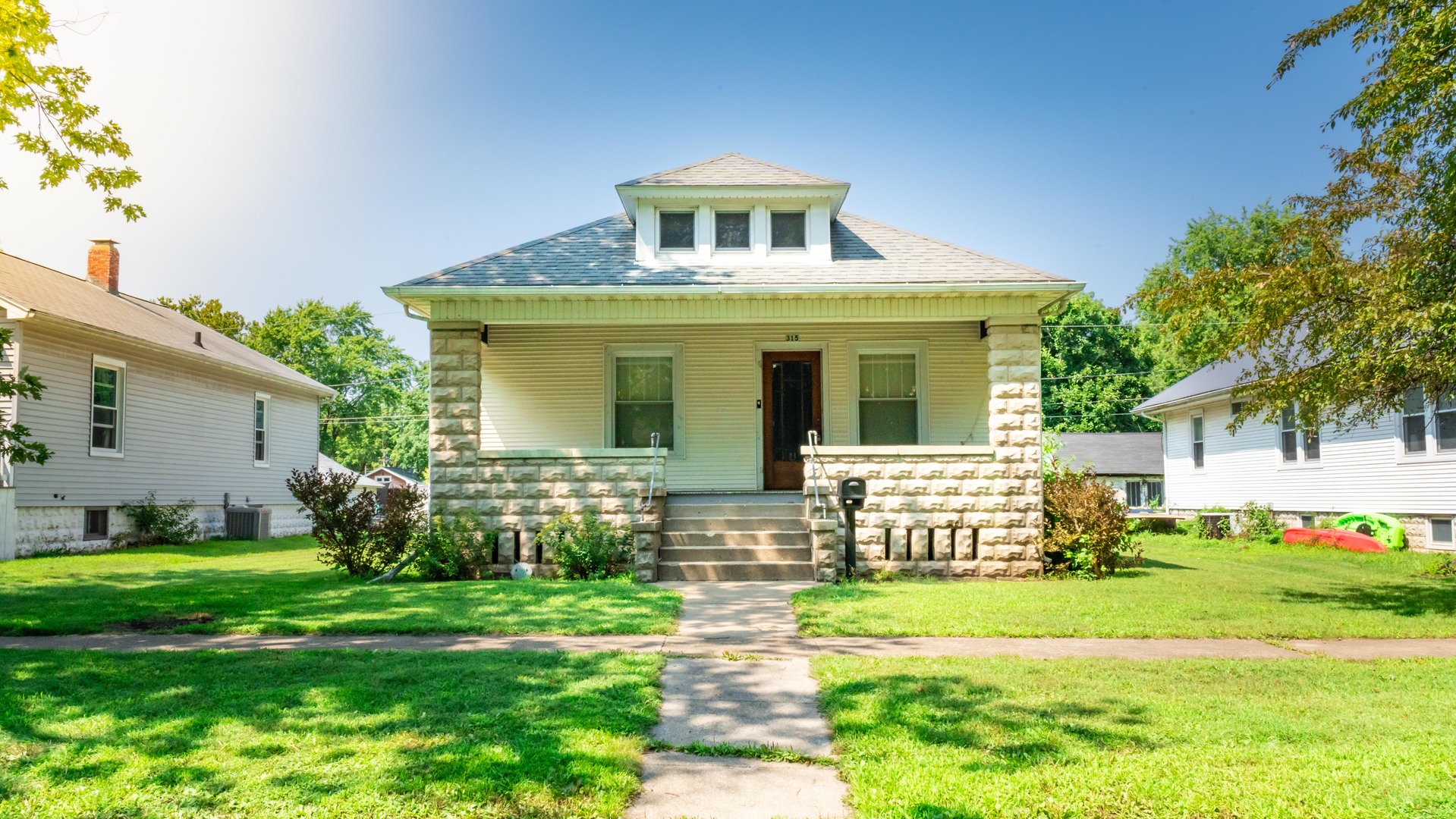 315 E Elmwood Street