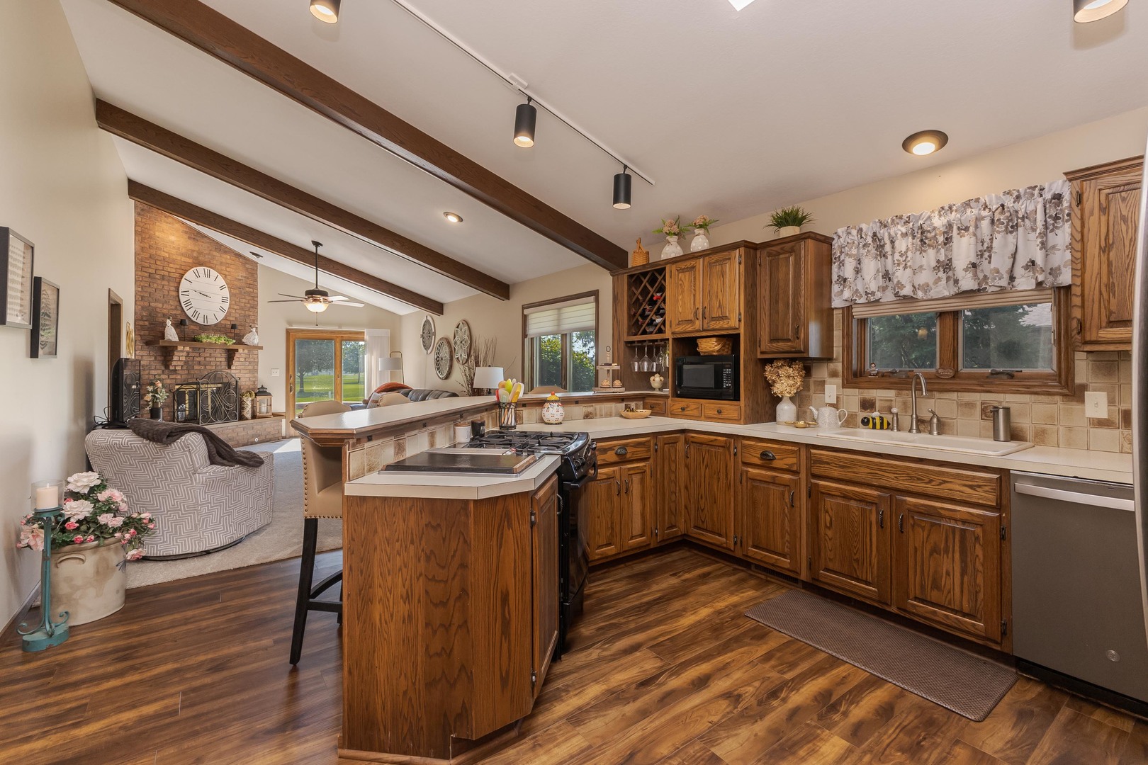 300 S Westview Drive