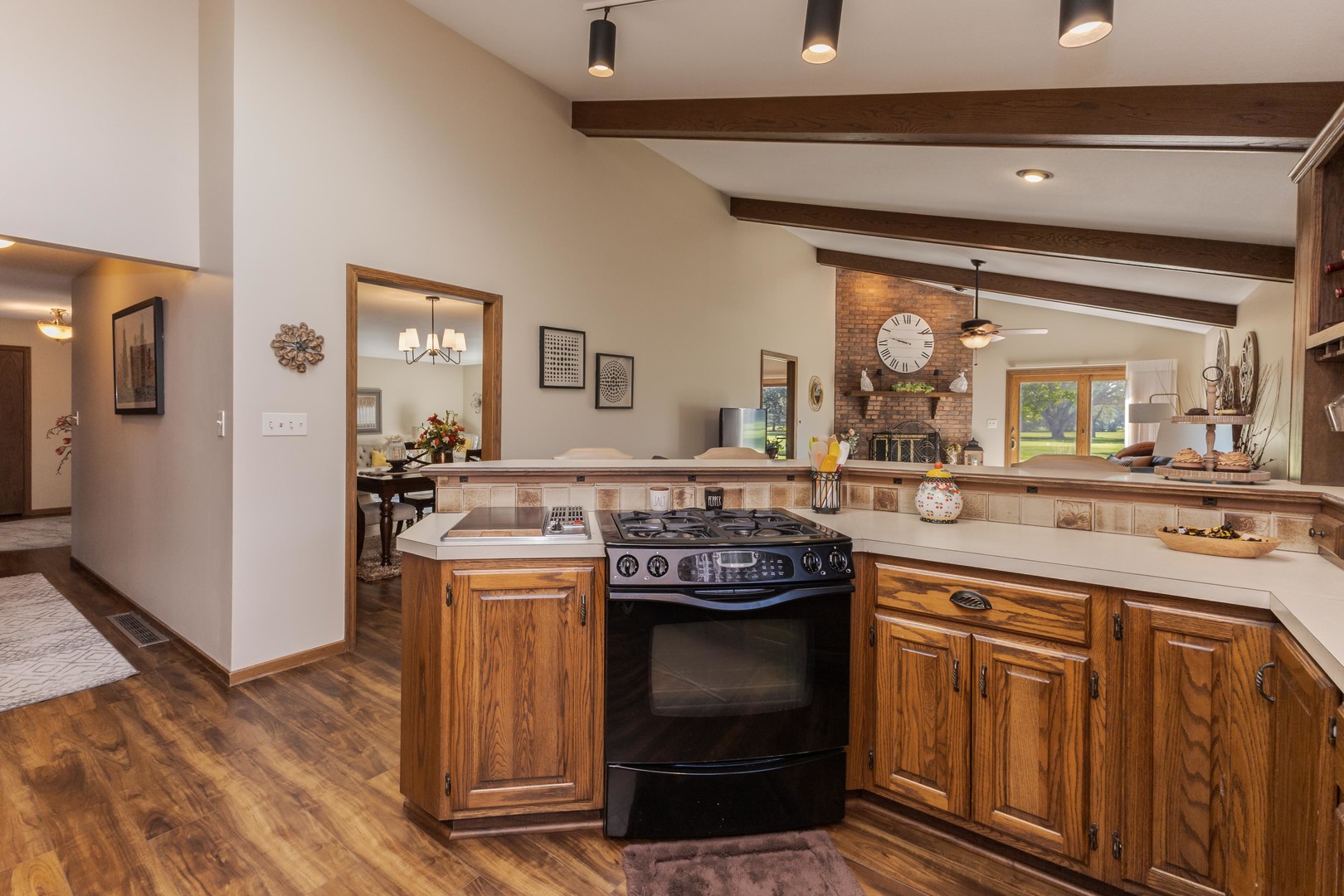 300 S Westview Drive