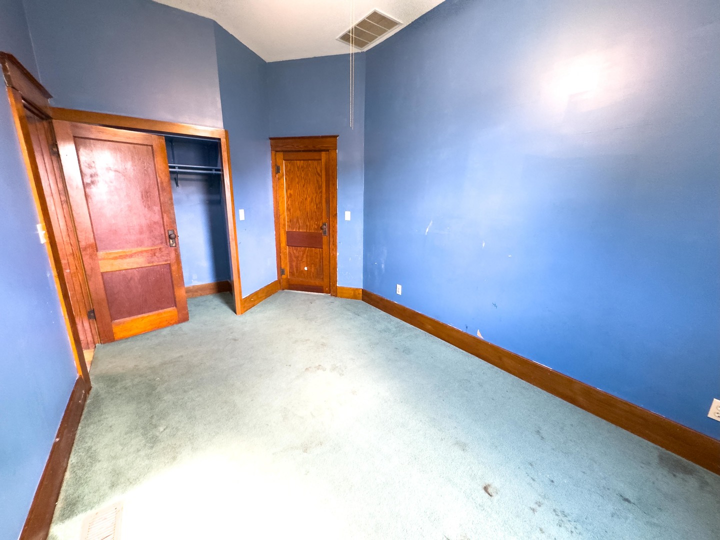 307 Washington Street