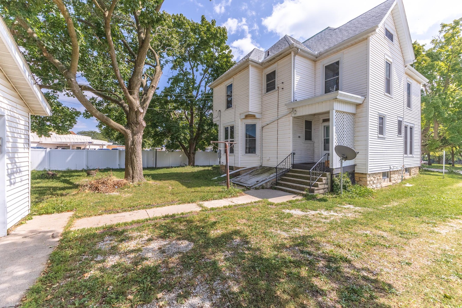 409 W Water Street